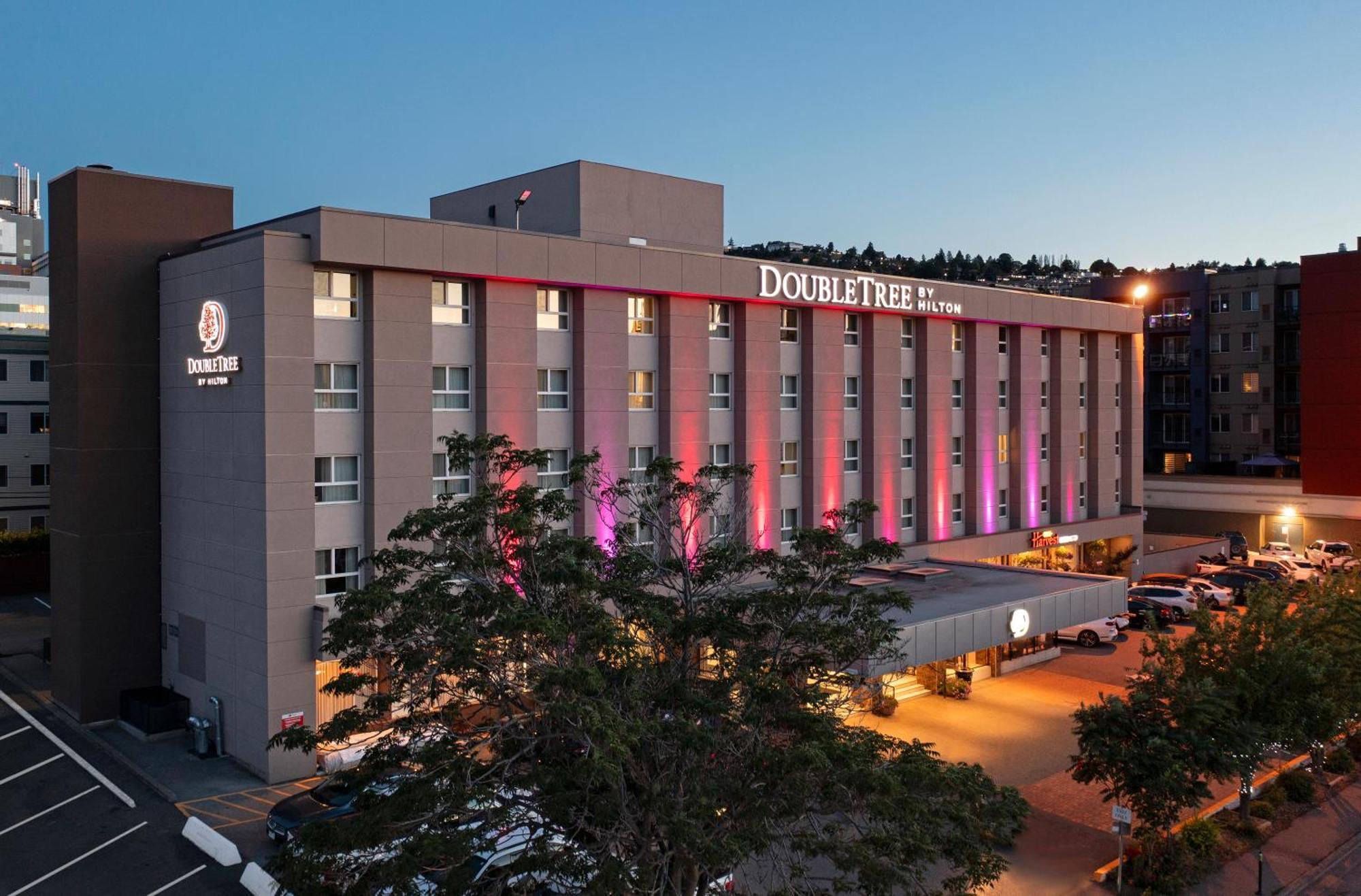 Doubletree By Hilton - Kamloops Hotel Luaran gambar